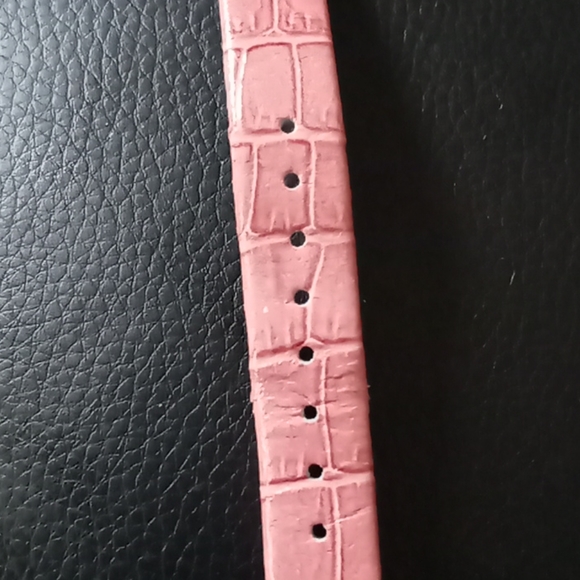 💕Tinker Bell Genuine Leather Watch - Picture 4 of 6